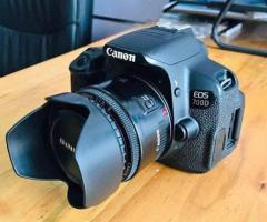 Canon 700D