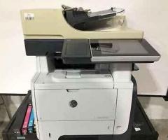 Copiadora Multifuncional HP LaserJet Enterprise 500 MFP M525dn